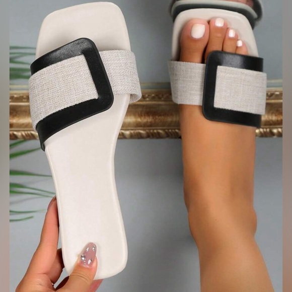Source Unknown Shoes - CUTE SANDALS CREAM/BLACK SIZE 38/7.5